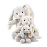 Steiff Hoppie Hase 18 cm hellgrau, Plüschtier Hase mit Schlappohren, Soft Cuddly Friends, flauschiges Stofftieruscheln – Bild 5